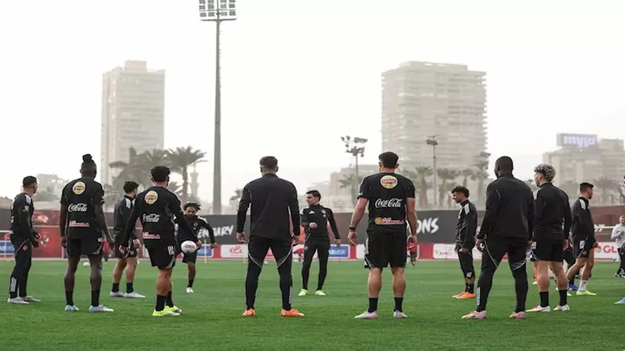 مران التتش.. الأهلي يستعد لمواجهة سموحة في جولة الدوري الممتاز الجديدة